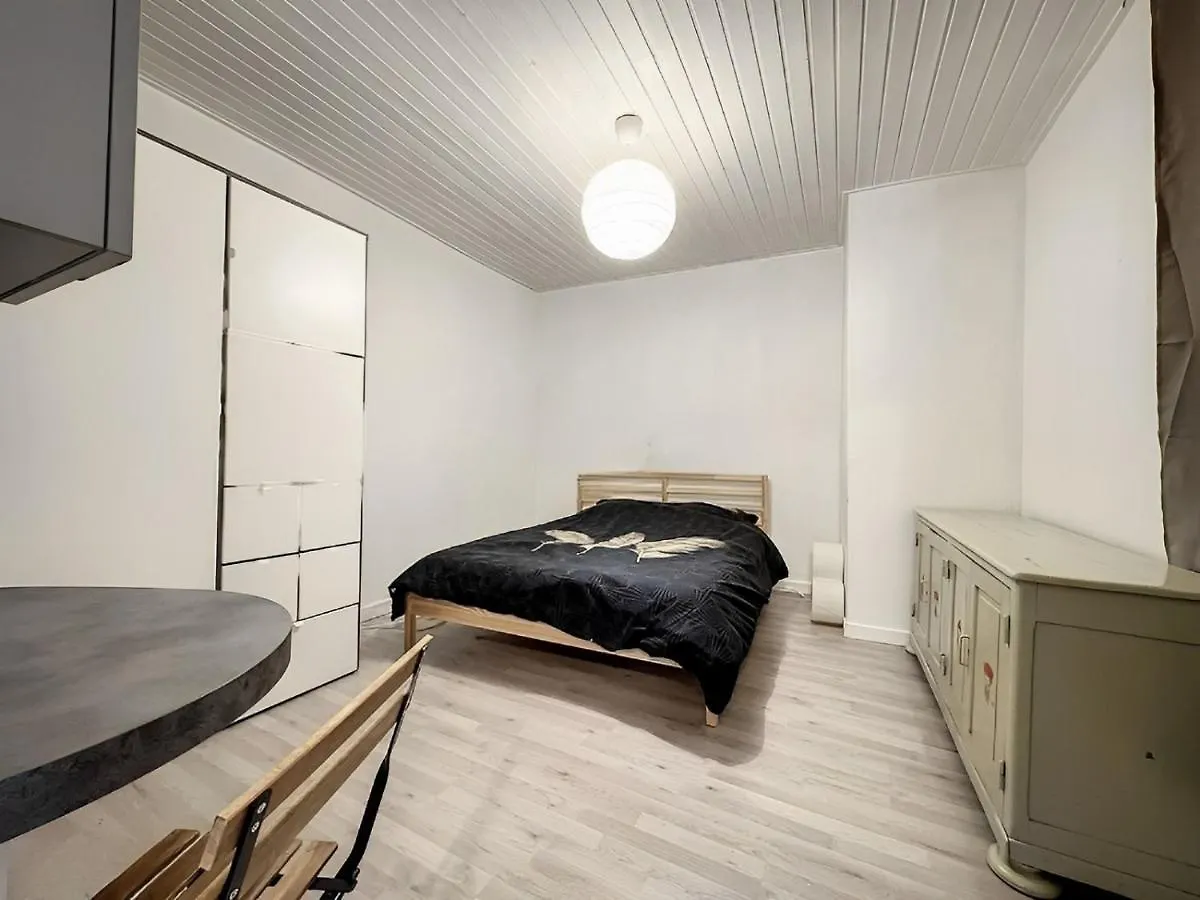 Appart Chartreux Baignoire Massante ,A 3 Minutes Du Centre En Bus! 2 Etoiles Atout France Voiron Apartment