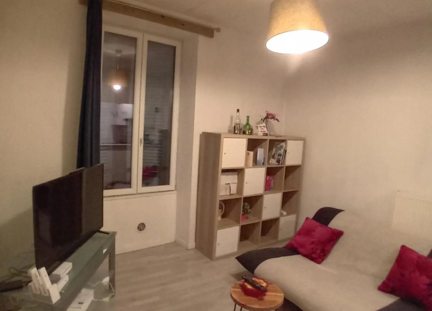 Appart Chartreux Baignoire Massante ,A 3 Minutes Du Centre En Bus! 2 Etoiles Atout France Apartment Voiron