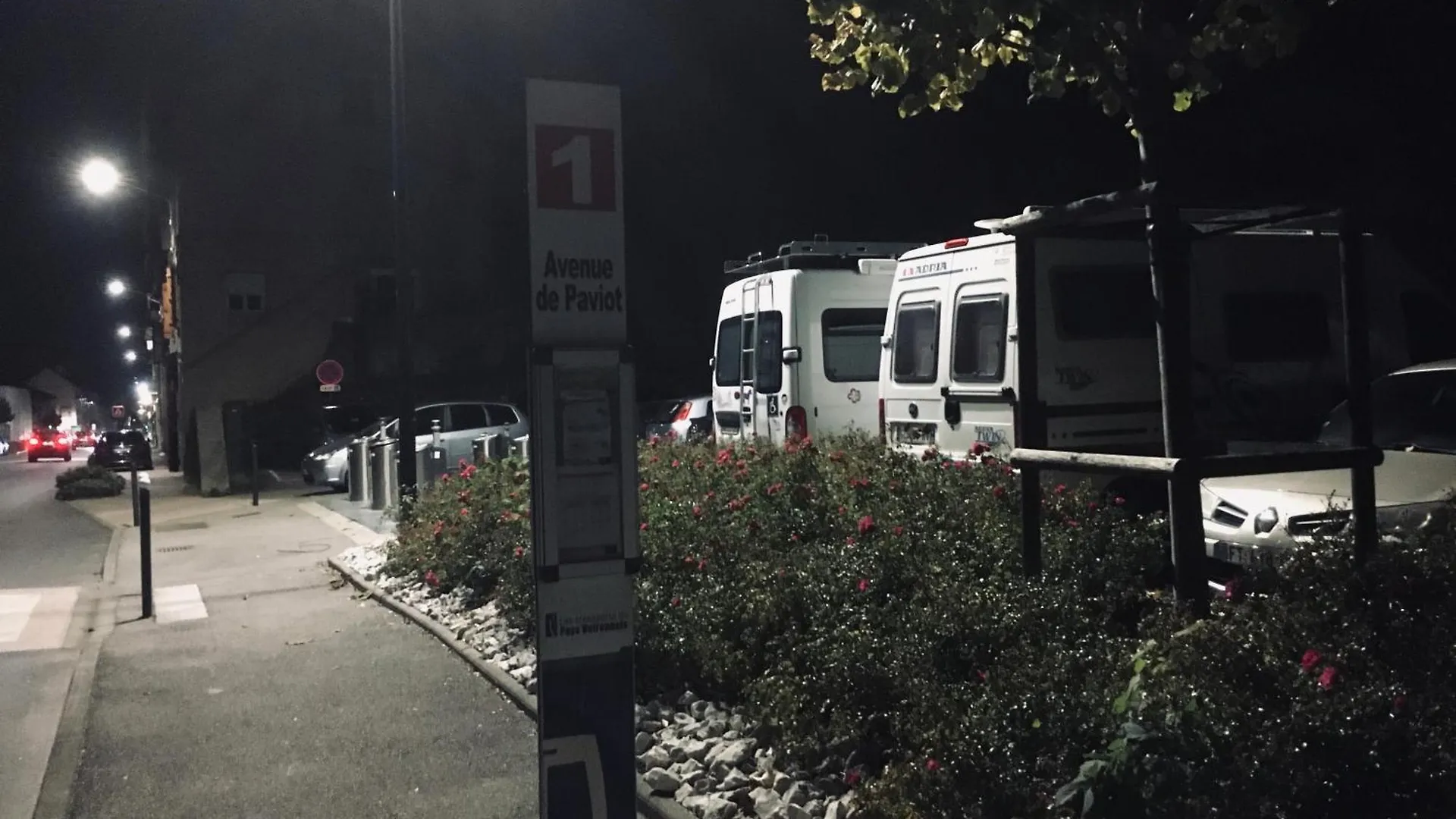 Appart Chartreux Baignoire Massante ,A 3 Minutes Du Centre En Bus! 2 Etoiles Atout France Voiron