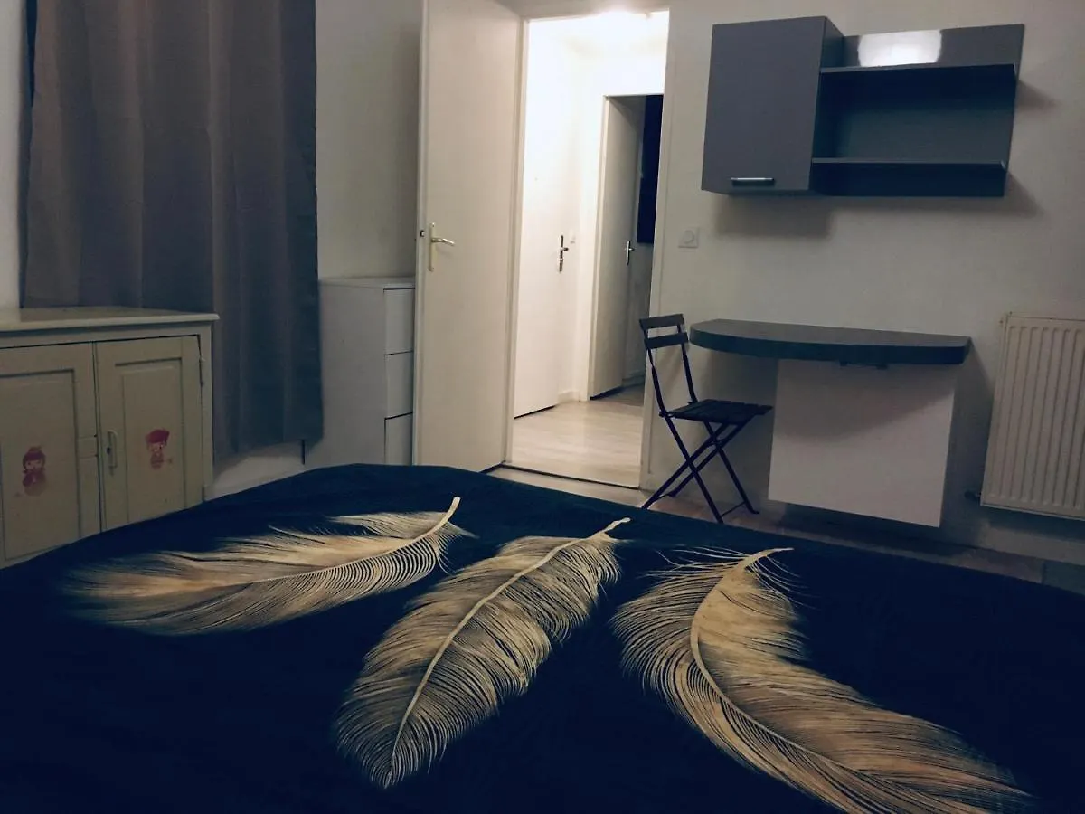 Apartment Appart Chartreux Baignoire Massante ,A 3 Minutes Du Centre En Bus! 2 Etoiles Atout France Voiron France