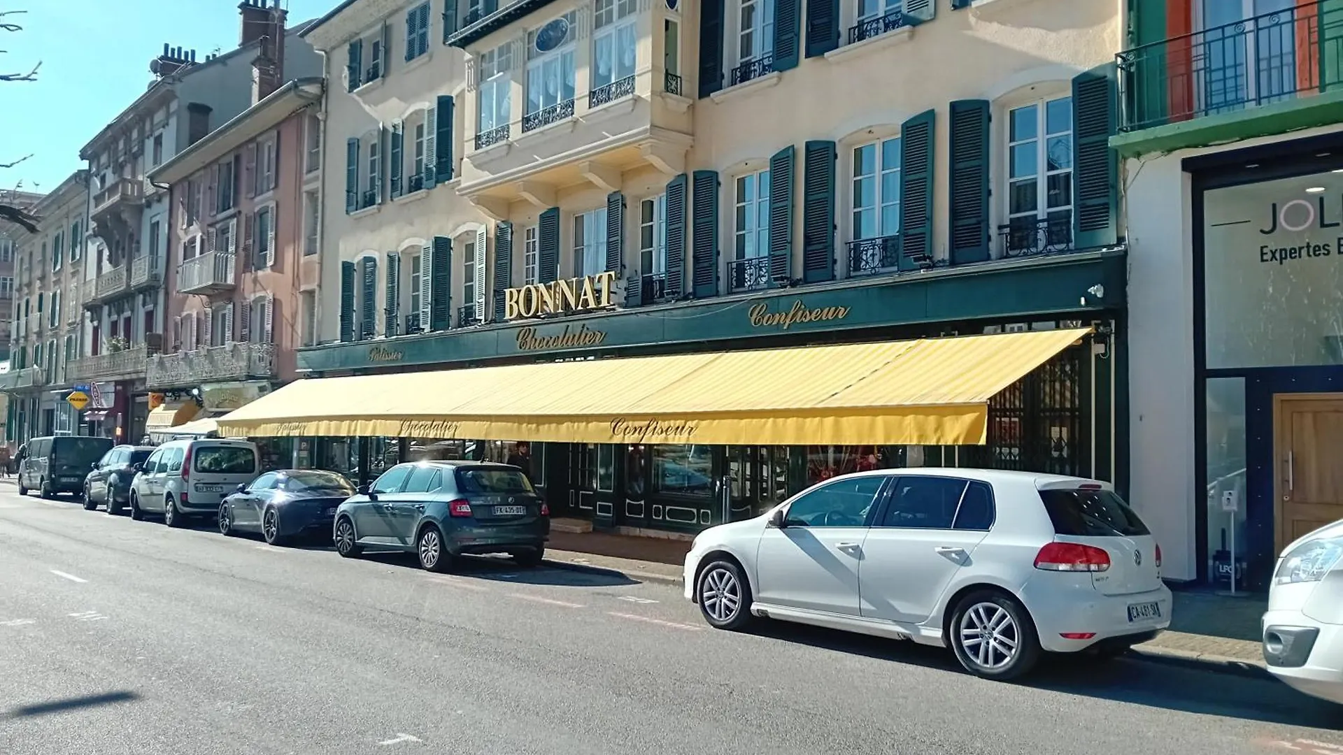 Appart Chartreux Baignoire Massante ,A 3 Minutes Du Centre En Bus! 2 Etoiles Atout France Voiron Apartment